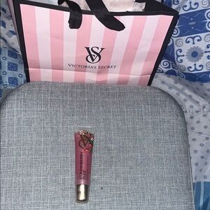 Victoria's Secret Strawberry Fizz Lip Gloss - Pink